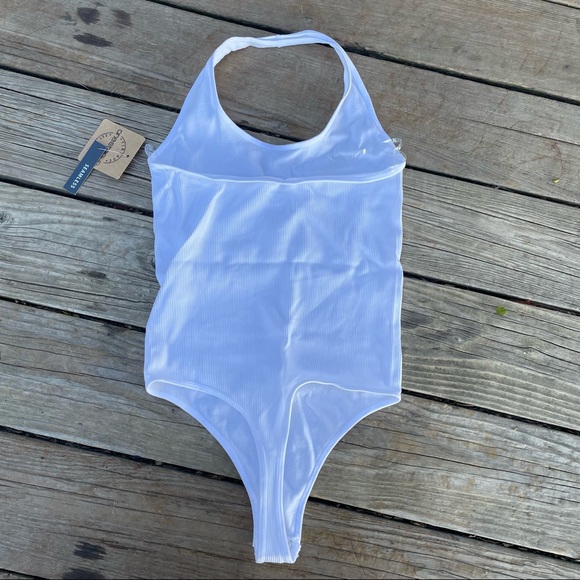 Tops - SEAMLESS WHITE BODYSUIT